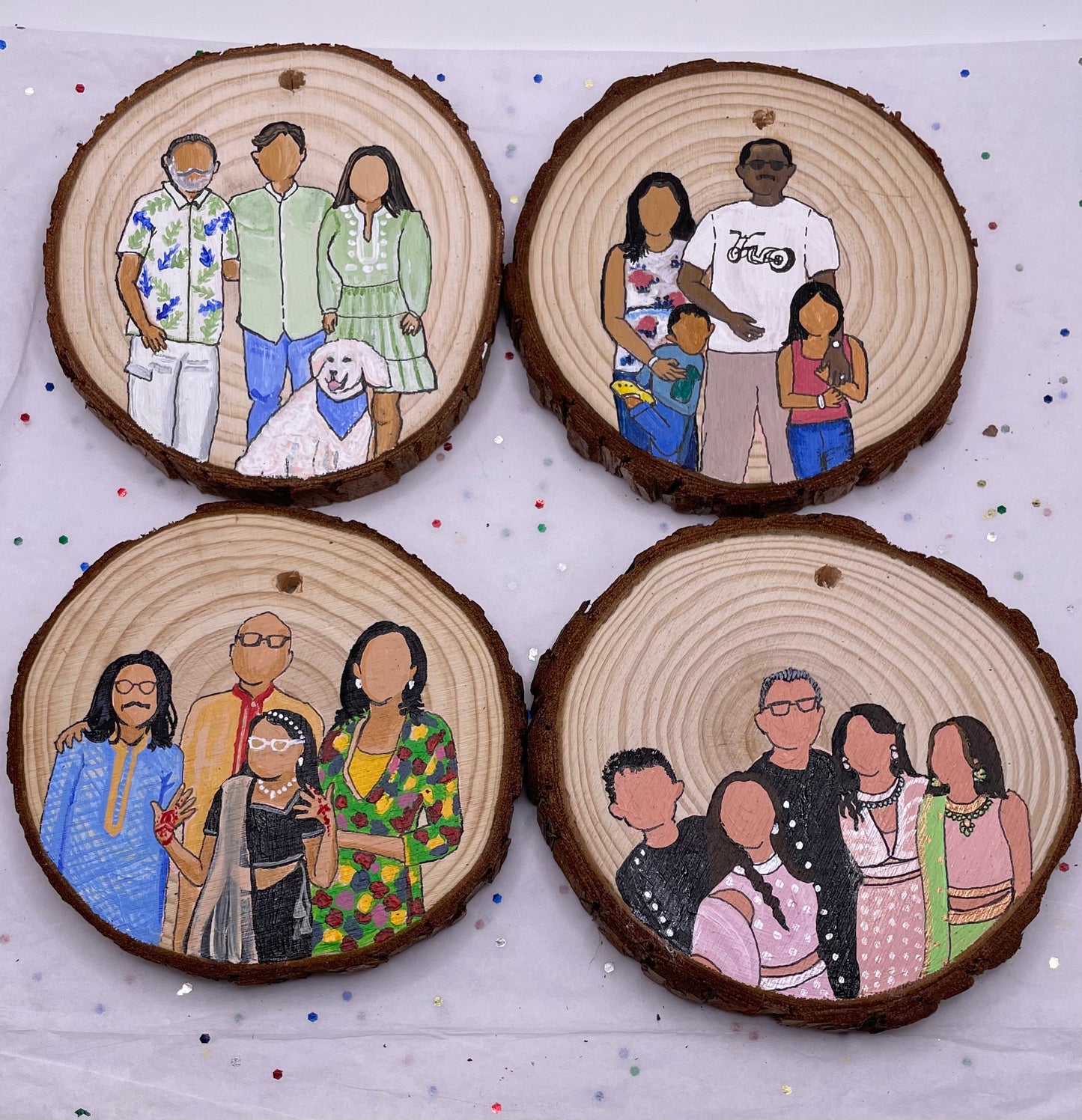 Custom Wooden Ornament Faceless Family Portrait (3.5x4 in)