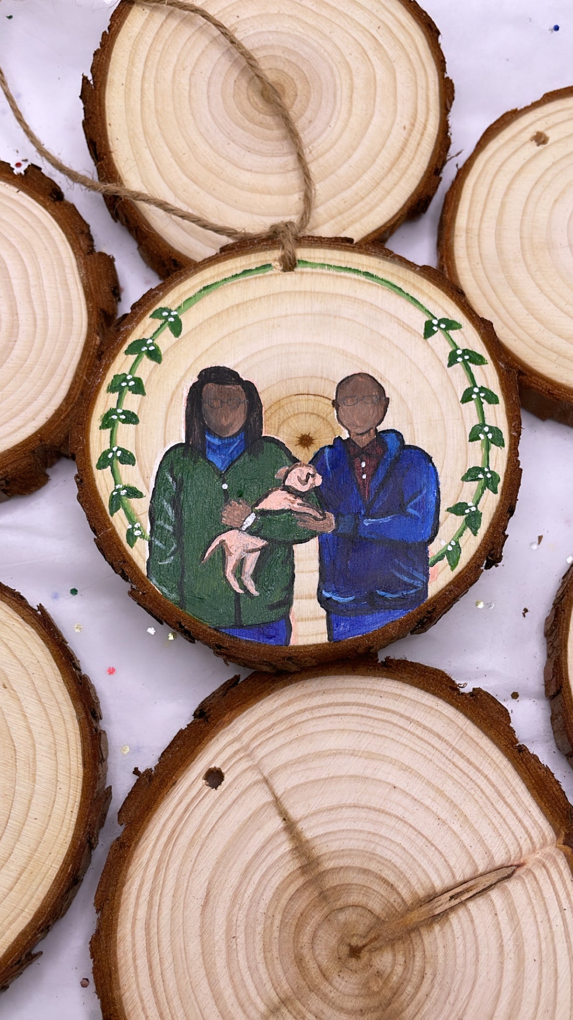 Custom Wooden Ornament Faceless Family Portrait (3.5x4 in)