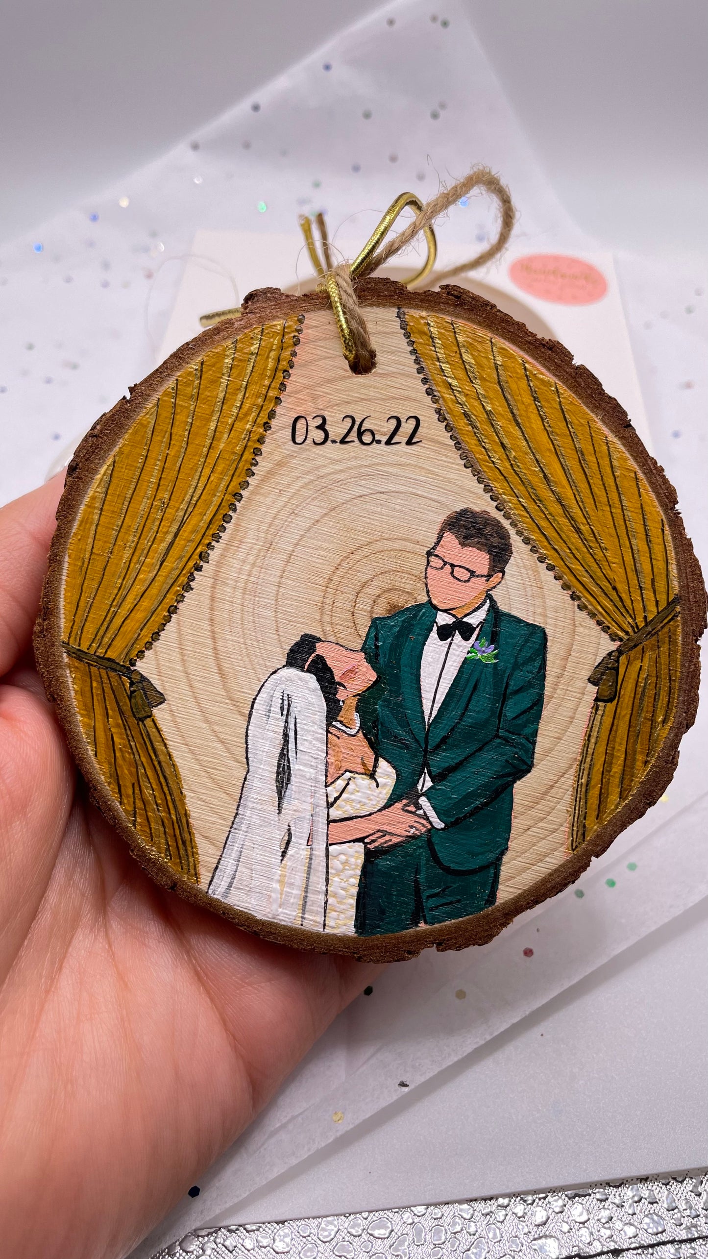 Custom Wooden Ornament Faceless Family Portrait (3.5x4 in)