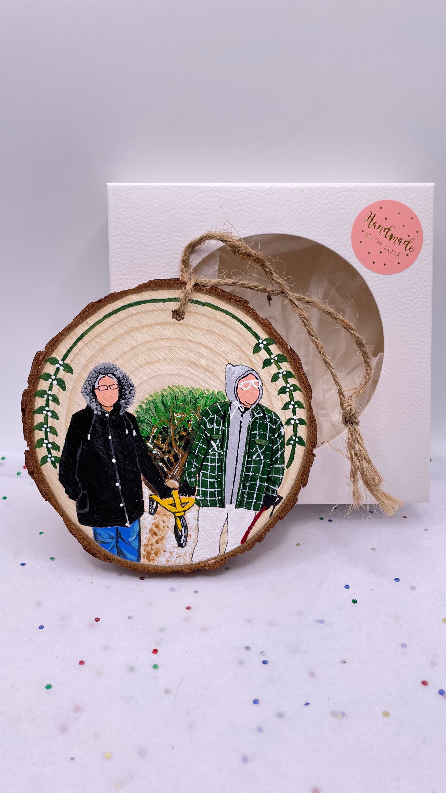 Custom Wooden Ornament Faceless Family Portrait (3.5x4 in)